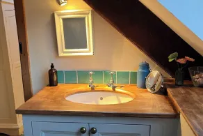 The Hillis Farmhouse - 6 Bed - Sleeps 11 - Pets - Image 3