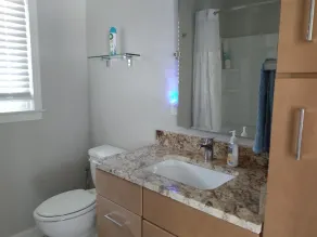 Family Friendly Fully Renovated Quiet House  - Image 5