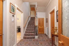 Traditional Scottish family home comprising 4 large bedrooms - Image 2