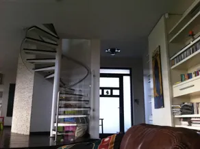 Minimalistic family house on the edge of the woods but 15 min from the city - Image 2