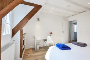 Exceptional 4200 sqm property with pool near Paris & Versailles and golfs - Image 4