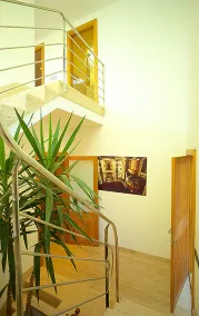 HM010BNR - Image 3