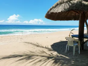 Oasey Beach Hotel - Image 5