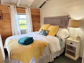 Kommen Sie und entspannen Sie sich in diesem geräumigen Cottage mit 3 Schlafzimmern und beidseitigem Seeblick. - Image 3