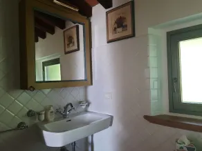 Typisch toskanisches Landhaus auf den Hügeln zwischen Viareggio und Camaiore. - Image 4