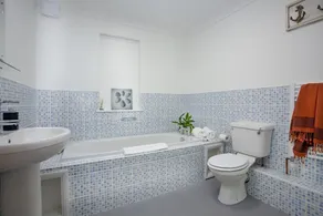 Atlantic View -  an apartment that sleeps 4 guests  in 2 bedrooms - Image 2
