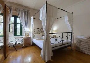 Live like an 18th century local lord. Experience traditional Cretan local life . - Image 5