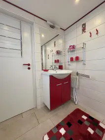 Apartment on the Rennsteig, located directly at Eisenach, on the southern slope of the Wartburg - Image 3