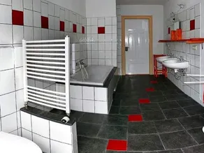 Exclusive Apartment in an art Nouveau Villa - Image 4
