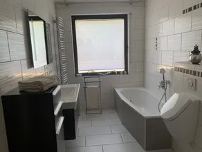 Newly renovated, modernly furnished vacation home in the village center - Image 2