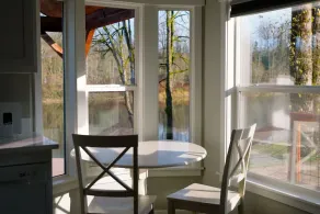 Skyriver Escape Riverfront With Hot Tub - Image 4