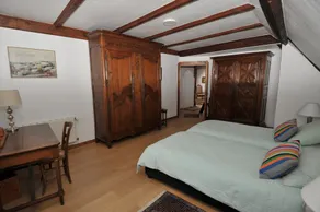Lots of character, ideal location, lovely garden - Image 5