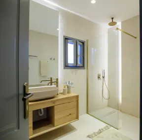Themis Goddess Cave Suites - Image 5
