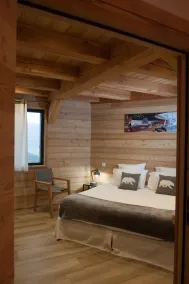 Chalet 5 ***** La Vercouline | 10 Personen mit beheiztem Pool / Spa. Sommer / Winter - Image 4