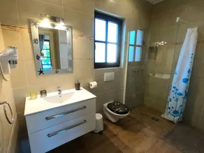 Villa CECILIA (5*): Steinhaus, Beheizter Innenpool, Spielplatz, Fitness - Image 2