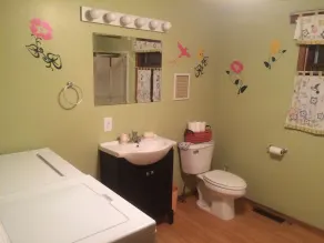 A Cozy Cottage Hideaway in the Beautiful Baraboo Bluffs - Image 2