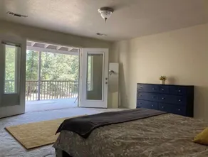 The Creek House in the heart of gold country - Image 4