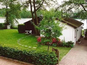 Idyllisches Ferienhaus in Timmdorf auf Seegrundstück mit eigenem Seezugang - Image 3