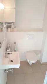 Large  central two bedroom Apartment A12 - Image 4