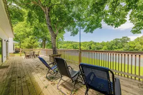 Paddlers' Pass at Mimosa Riverside Ranch - Image 3