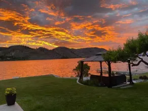 Skaha Lakefront Inn - Image 4