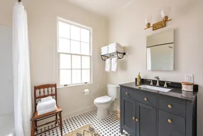 Family Friendly 3BR w Parking in Historic Neighborhood, Near French Quarter - Image 3