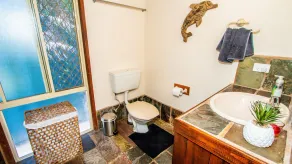 IDLE DAZE BEACH HOUSE - Image 4