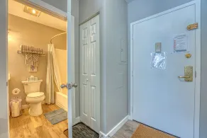 Loon Resort Condo-AC, Pool, Hot Tub and Views - Image 5