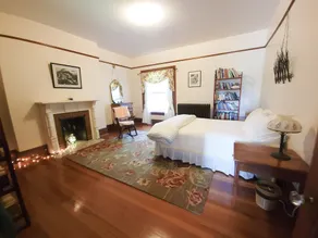 Historic Officer's Quarters House on Great Diamond Island Near Beaches - Image 5