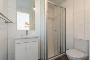 Knus chalet met zwembad en sauna - Image 2