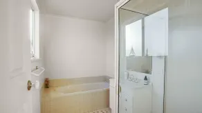 11 Ellensford Terrace - Image 2