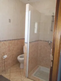 villa with views of the swimming pool entirely private. - Image 2