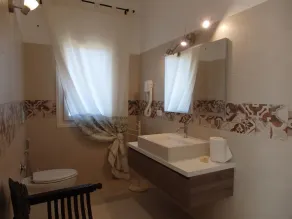Casacilla, villa jumelée moderne avec vue et jardin - Image 2