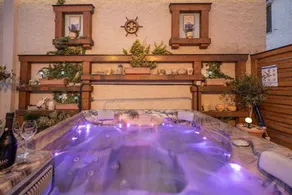Villa med havsutsikt och egen bubbelpool - Image 2