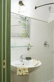 Traditional house in a medieval village, 20 min from Alassio's beach - Image 2