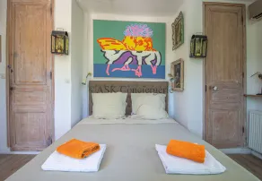 Superbe Maison d'Artiste avec piscine à 3 km de la plage - Image 2