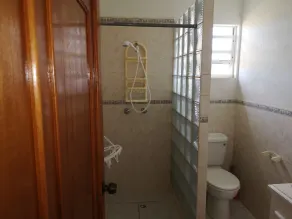 Ruhige 2-Bett-Apartment in der Nähe von Strand - Image 3