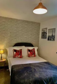 Centrally located 2 bed flat near the lake district - Image 5