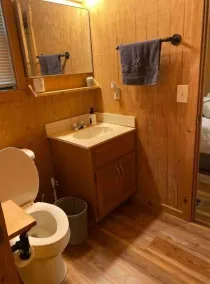 Rustic Retreat at Enid Lake - Image 5