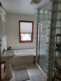 Amazing location across the street from the beach & bike path - Image 4