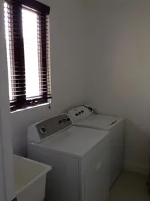 Modern 3 Bdrm - 3 1/2 Bath Apt. - Beach Pass/Pool/Gym/Wifi/Cable/Security/Gated - Image 3