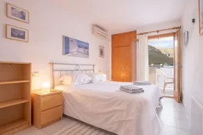 Penthouse Apartment with Mountain and Sea Views from private roof terrace. - Image 4