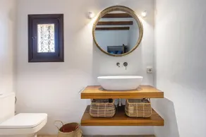 CASA AUTÊNTICA IBICENCA DE 400 ANOS EM ÁREA PRIVADA DE 50.000 METROS QUADRADOS. - Image 3