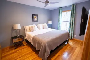 The Loft at Stardust Mid-Century Retreat - Image 4