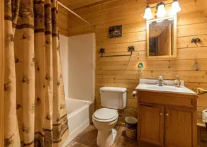 Bouchard Shores Resort - Your Private Northwoods Getaway - Image 5