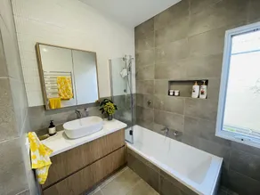 BEACH RETREAT - 3min Walk To Ocean Grove Beach - Image 5