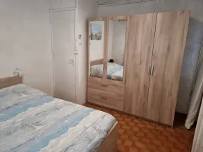 F3 on the ground floor of a beach house 50m - Image 5