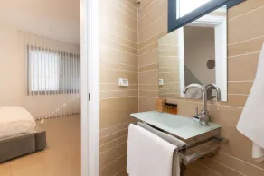 Huge Pampering Villa 5 BR with Jacuzzi - Image 4