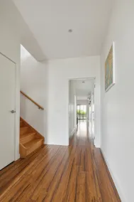 Lazy Dayz Beach House - Image 2