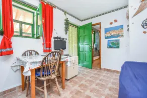 House Vesela - Image 5